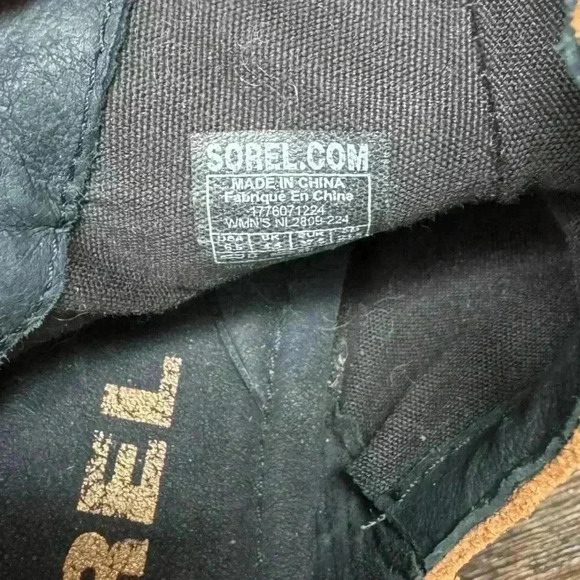 Sorel Suede  Ankle Boot - Picture 8 of 8